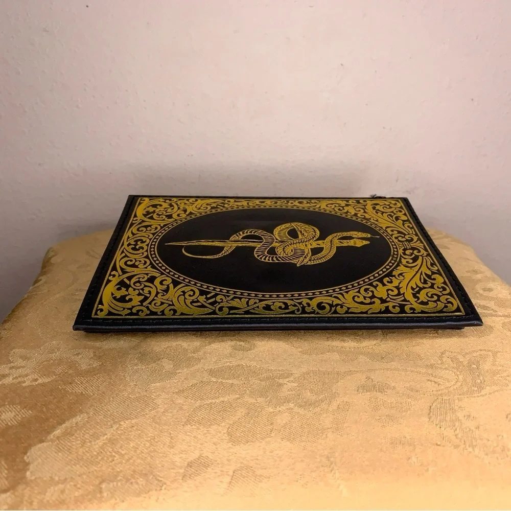 The Serpent And The Wings Of Night Jewelry Book Earring Storage Gift
